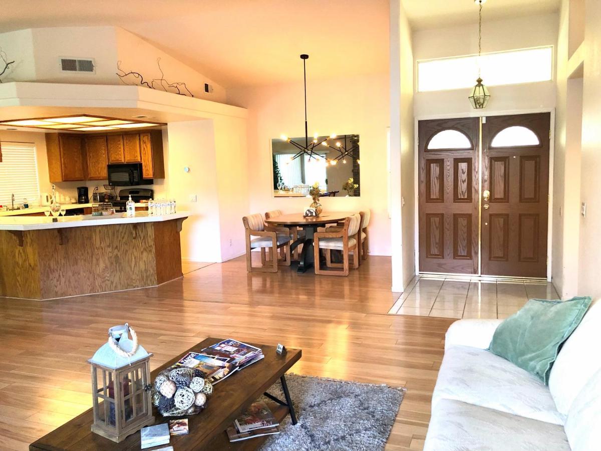 Golden Saddle Suite With Tv And Private Bathroom 赫米特 外观 照片