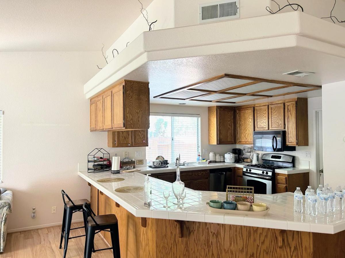 Golden Saddle Suite With Tv And Private Bathroom 赫米特 外观 照片