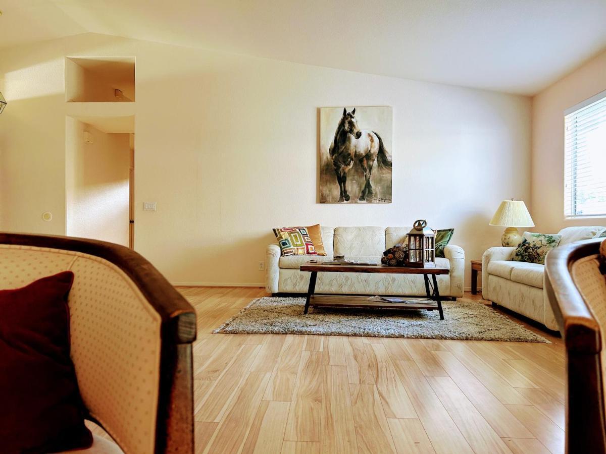 Golden Saddle Suite With Tv And Private Bathroom 赫米特 外观 照片